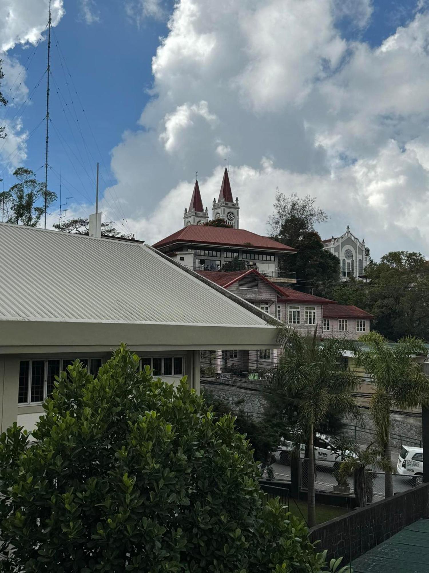 Susana'S Baguio Condotel 바기오 외부 사진